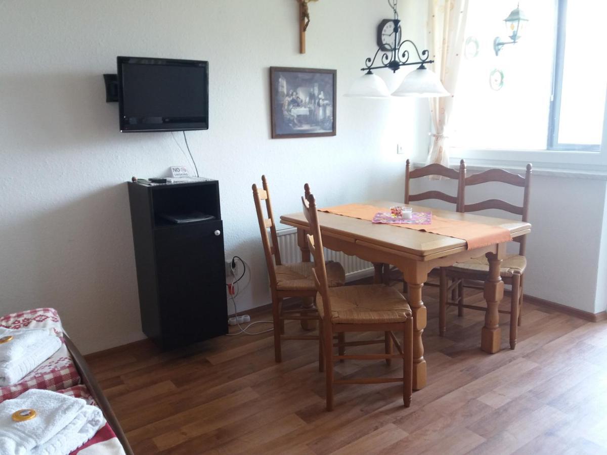 Apartma Mit Seeblick Sankt Gilgen Exterior foto